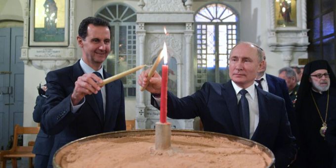 Assad wurde bis vor seinem Sturz von der russischen Regierung unterstützt und galt als Freund Putins. Assad Russische Regierung
