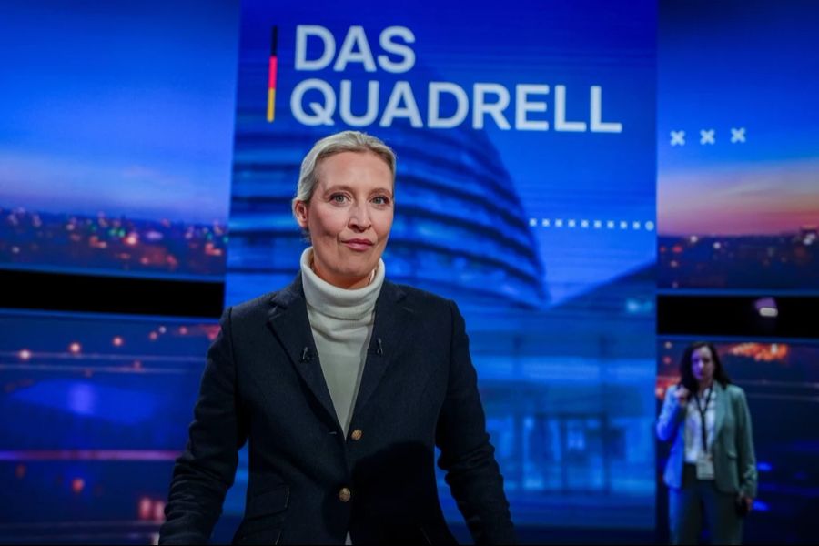 Im «Quadrell» auf RTL kommt die Frage auf, wo die Kanzlerkandidatin ihre Steuern zahlt.