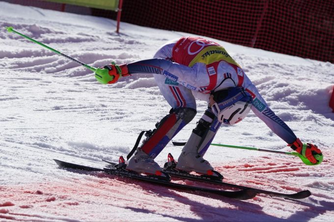 Henrik Kristoffersen gewinnt in Kranjska Gora auch den Slalom. Henrik Kristoffersen