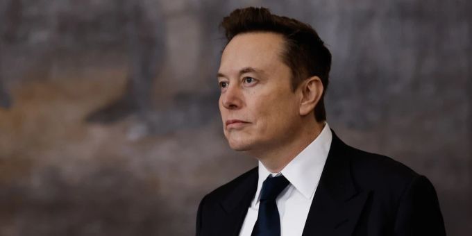 KI-Wettkampf - Musk gegen Altman: Intransparenz bei Stargate