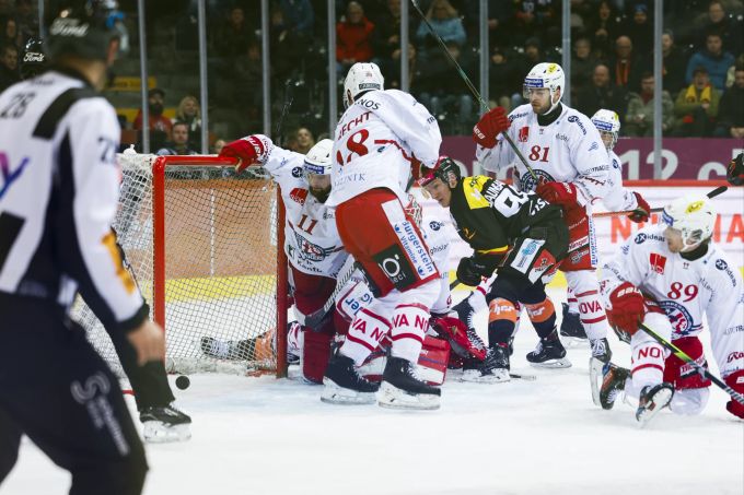 Die Rapperswil-Jona Lakers verlieren beim SC Bern knapp. SC Bern Rapperswil-Jona Lakers