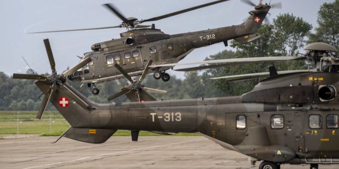 Die Schweizer Luftwaffe führt Messflüge zur Gewinnung von Referenzdaten durch. (Symbolbild) Superpuma