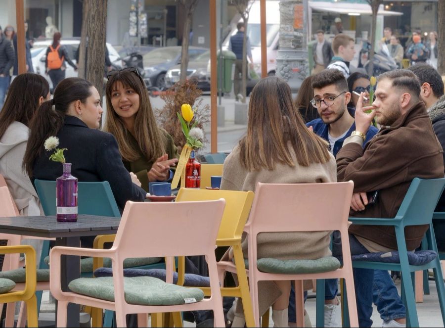 Mit Freunden «eis go zieh» – das gehört bei vielen Jungen zur Woche dazu.