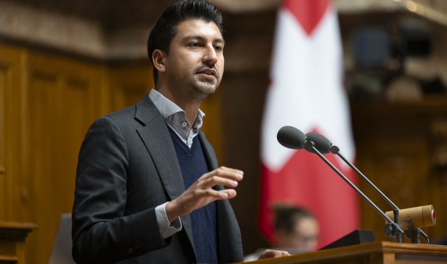 SP-Nationalrat Fabian Molina bezeichnet es als zentral, dass Organisationen wie die OSZE bei Friedensverhandlungen für die Ukraine eine wichtige Rolle spielen.