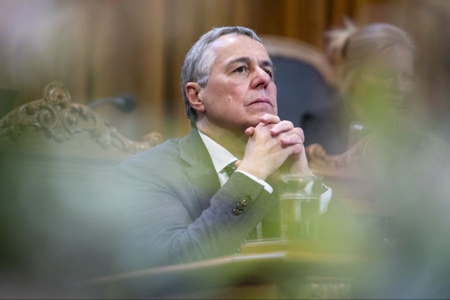 Überflugsgesuche von «erheblicher politischer Tragweite», beispielsweise zur Unterstützung von Kampfhandlungen, beurteilt der Bundesrat.