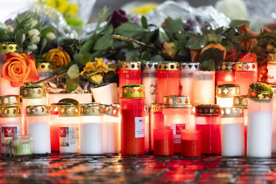 Die Schule des verstorbenen Jugendlichen bereitete sich bereits am Dienstagabend auf entsprechende Massnahmen vor.