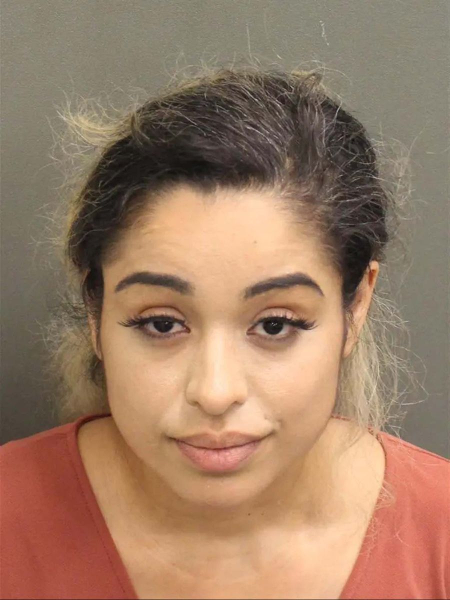 Das Los Angeles Police Department veröffentlichte den Mugshot von Ivanna Ortiz, der mutmasslichen Täterin.