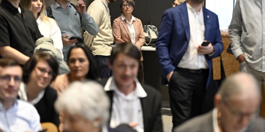 Im Winterthurer Parlament sinkt der Frauenanteil nach den Wahlen vom Sonntag von über 43 auf 40 Prozent.