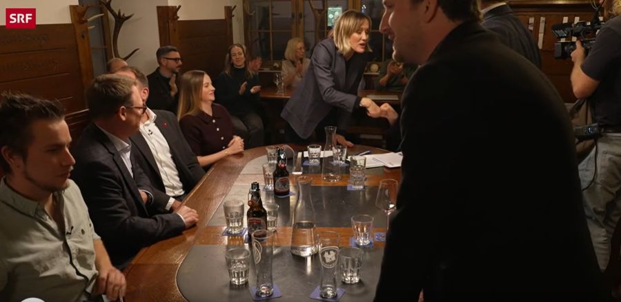 ...dann kommt ihr in den Sinn, dass die SPlerin dies nicht mag.