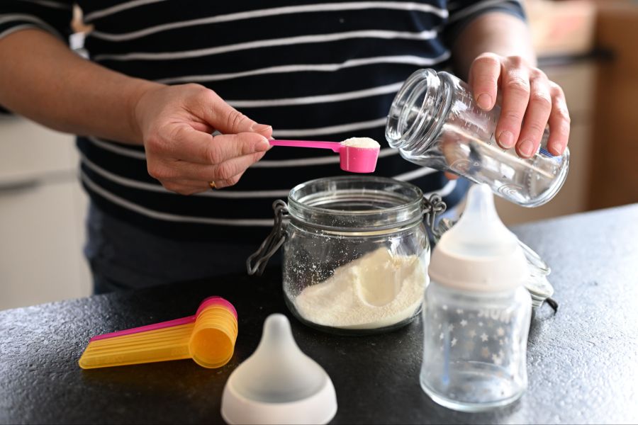 Seinen Anfang nahm der Fall am 29. November 2025 in den Niederlanden. Das Land rief zahlreiche Produkte zurück.