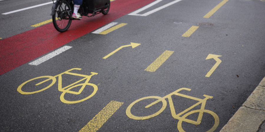Die Zahl der Velofahrenden hat in der Stadt Bern weiter zugenommen. (Symbolbild)