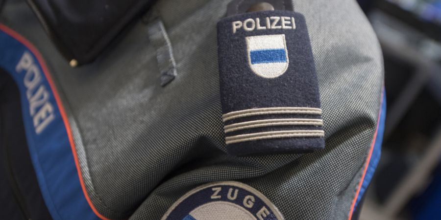 Die Zuger Strafverfolgungsbehörden haben am letzten Freitag ein technisch umgebautes Auto aus dem Verkehr gezogen. (Symbolbild)