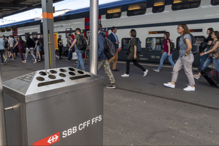 «Grossmehrheitlich halten sich die Rauchenden an die Spielregeln», heisst es bei der SBB.