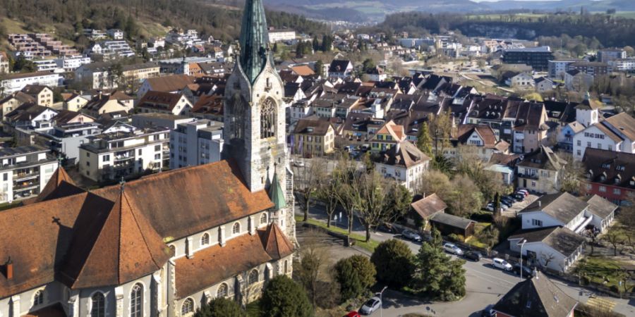 Die Baselbieter Regierung will das Verfahren für Quartierplanungen modernisieren. Im Bild die Baselbieter Gemeinde Laufen. (Archivbild)