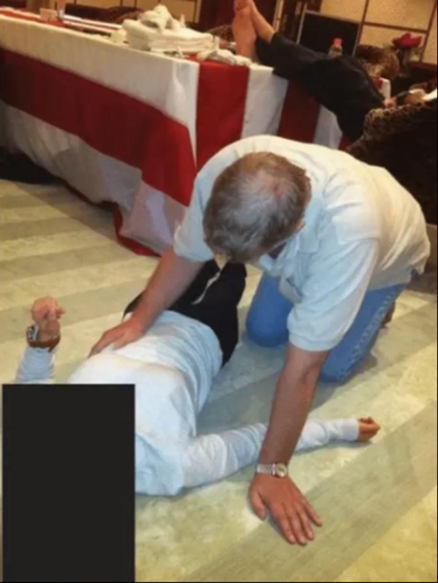 Bei dem Mann soll es sich um Andrew Mountbatten Windsor handeln.