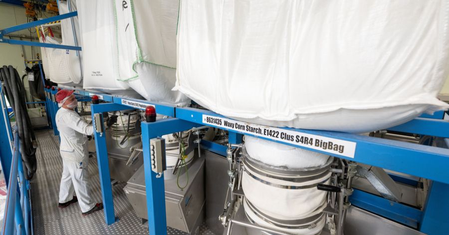 Der Verkauf erfolgt unter starkem Kostendruck, da viele Kunden zu günstigeren Produkten greifen.