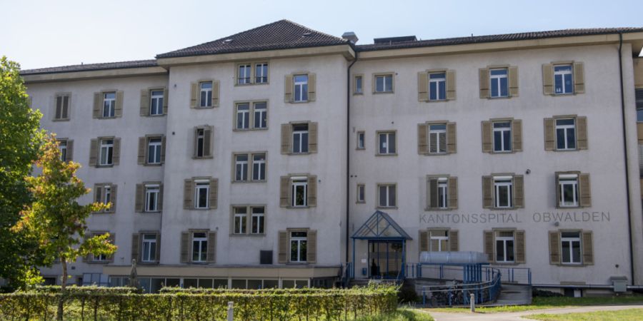 Die Luzerner Psychiatrie AG (Lups) blickt auf ein erfolgreiches Geschäftsjahr zurück. Das Bild zeigt das Gebäude der Psychiatrie Sarnen, einem Teil der Lups. (Archivbild)