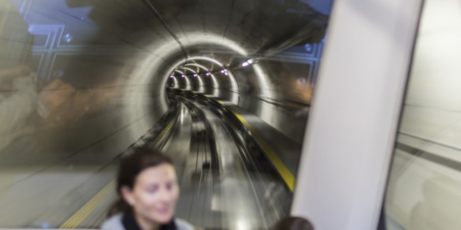 Der Flughafen Zürich modernisiert die Skymetro. Künftig können 10'000 Passagiere pro Stunde und Richtung transportiert werden. (Archivbild)