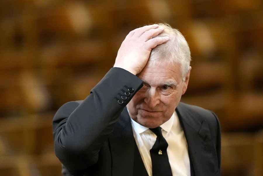 Andrew hatte die nachgewiesene Freundschaft zu Epstein praktisch alle Titel und Ehren gekostet.