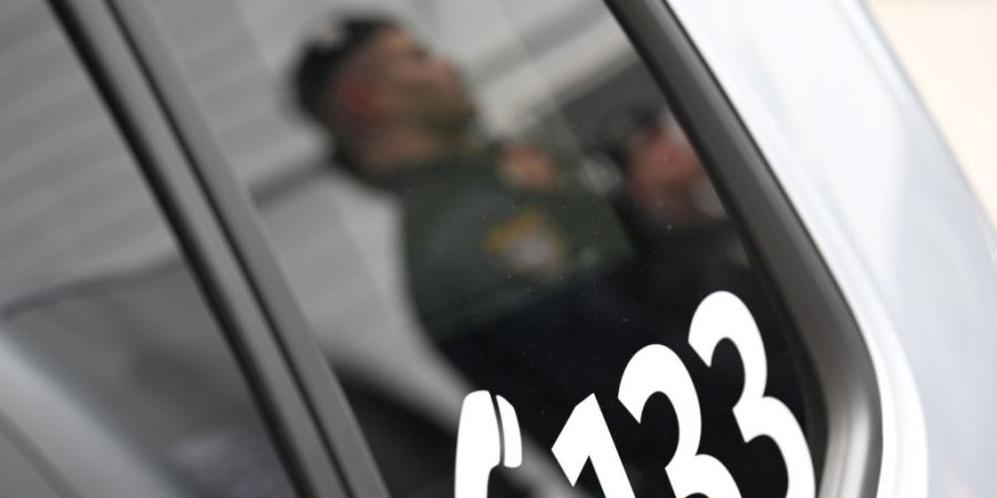 Die Polizei stellte am Vormittag Spuren sicher. (Symbolbild)