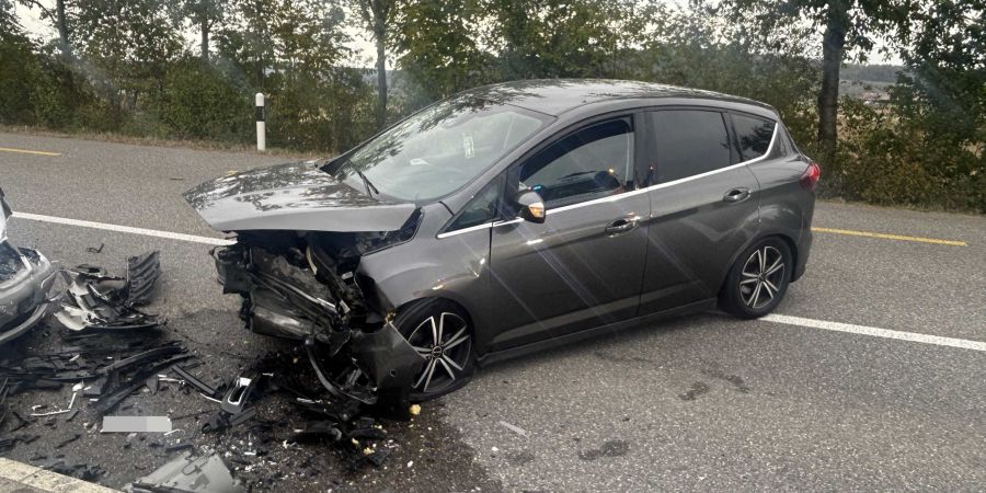 An beiden Fahrzeugen entstand erheblicher Sachschaden.