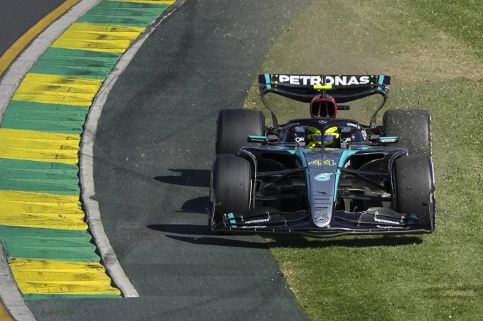 Lewis Hamilton (Mercedes) erlebte in Australien ein enttäuschendes Wochenende. Lewis Hamilton Mercedes Australien