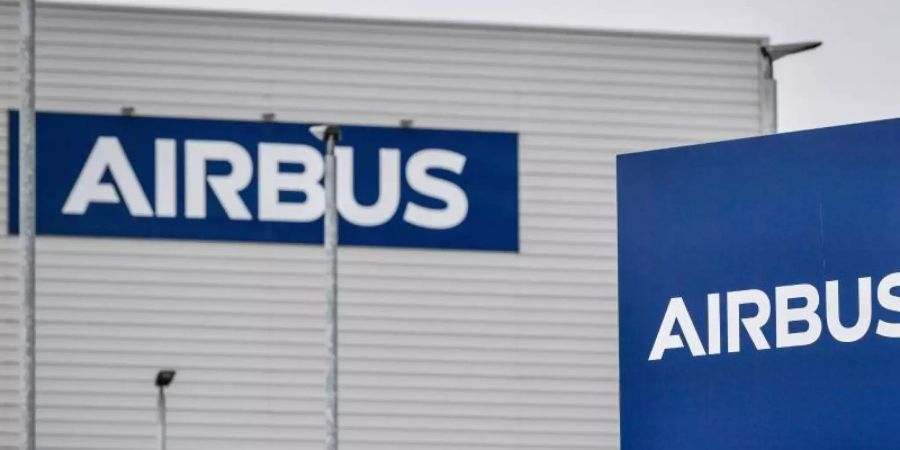 Der Luftfahrtkonzern Airbus hat im abgelaufenen Jahr trotz der Corona-Krise mehr Flugzeug-Bestellungen hereingeholt als Stornierungen kassiert. Foto: Ben Birchall/PA Wire/dpa