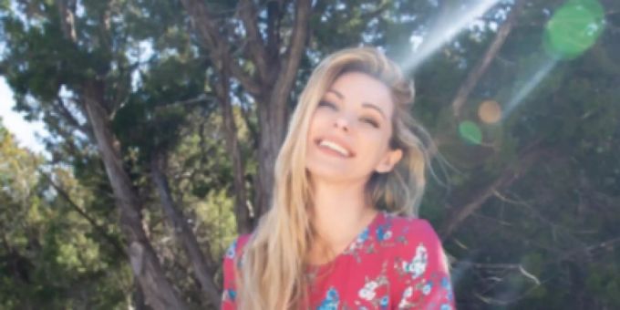 Crystal Hefner spricht über ihre Schönheits-OP. hugh hefner