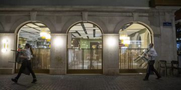 Genf laden restaurant corona
