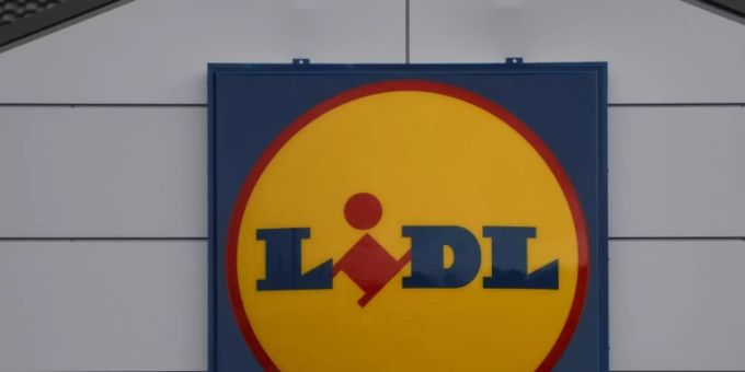 Das Logo des deutschen Discounters Lidl. lidl 5d