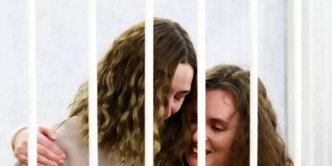Daria Tschulzowa (links) und Katerina Bachwalowa Daria Tschulzowa (links) und Katerina Bachwalowa