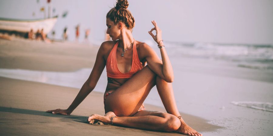 Yoga, Frau, Strand, Morgen, Indien, Sand, Meer