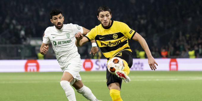 Sportings Ricardo Esgaio und Jaouen Hadjam von YB im Sechzehntelfinal-Hinspiel der Europa League. YB
