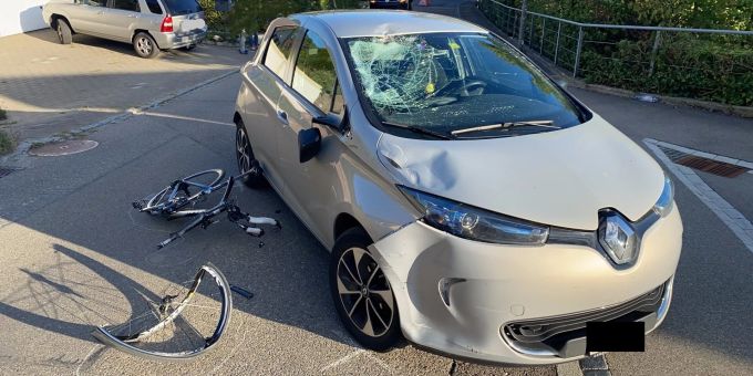 Thayngen: Velofahrer bei Kollision mit Auto verletzt Thayngen: Velofahrer bei Kollision mit Auto verletzt
