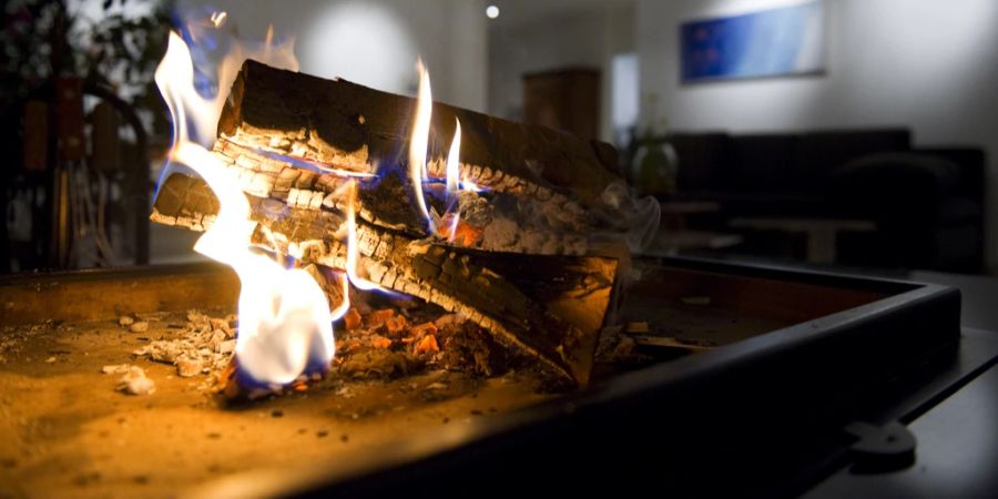 Da könnten es sich viele zweimal überlegen, ob sie nicht lieber mit Holz heizen.