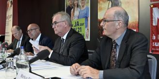 Agrarpolitik - Allianz von Bauern und Wirtschaft macht Ernst Agrarpolitik - Allianz von Bauern und Wirtschaft macht Ernst
