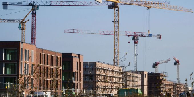 Das Wohnen wird immer teurer. München liegt im europäischen Vergleich sogar auf Platz 2. Das Wohnen wird immer teurer. München liegt im europäischen Vergleich sogar auf Platz 2.
