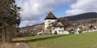 Gemeinde - Auenstein: Haltestellen «Kirche» werden behindertengerecht