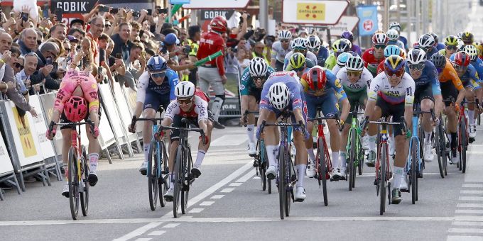 Foto-Finish - Tagessieg bei Katalonien-Rundfahrt an Axel Laurance