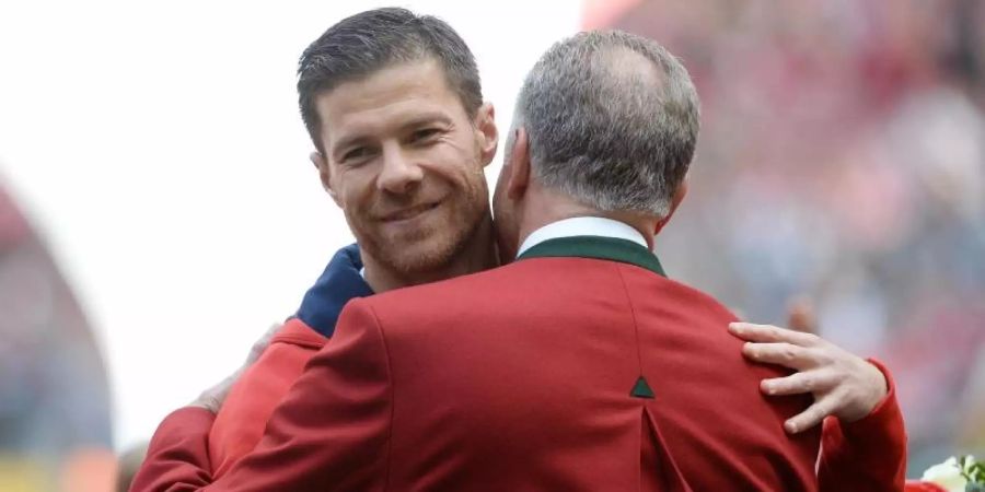 Karl-Heinz Rummenigge ist ein Fan von Xabi Alsono. Foto: picture alliance / Angelika Warmuth//dpa