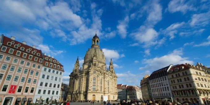 Blick auf die Frauenkirche in Dresden Blick auf die Frauenkirche in Dresden