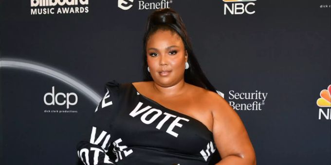 Die Sängerin Lizzo. cardi b