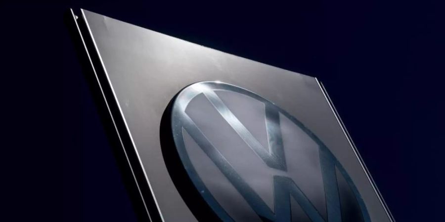 In der VW-Abhöraffäre zum Dauerstreit mit dem Zulieferer Prevent gehen Strafverfolger jetzt auch einem möglichen Brandanschlag nach. Foto: Hendrik Schmidt/dpa-Zentralbild/dpa