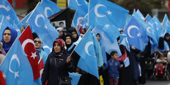 Am Donnerstag demonstrierten in Istanbul ca. 500 Türken gegen die Behandlung der Uiguren. (Archivbild) Uiguren