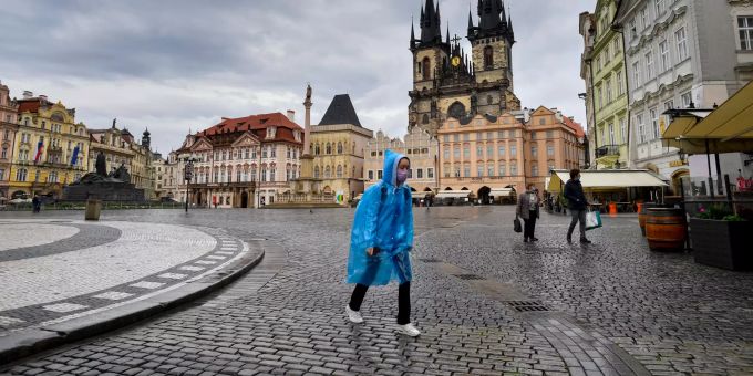 Tschechische Meteorologen erwarten weitere Regenfälle. Tschechien Regen
