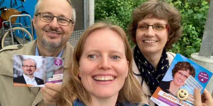 Im Wahlkampf (v.l.): Oliver Hunziker, Cécile Kohler und Sabine Sutter-Suter. CVP Lenzburg