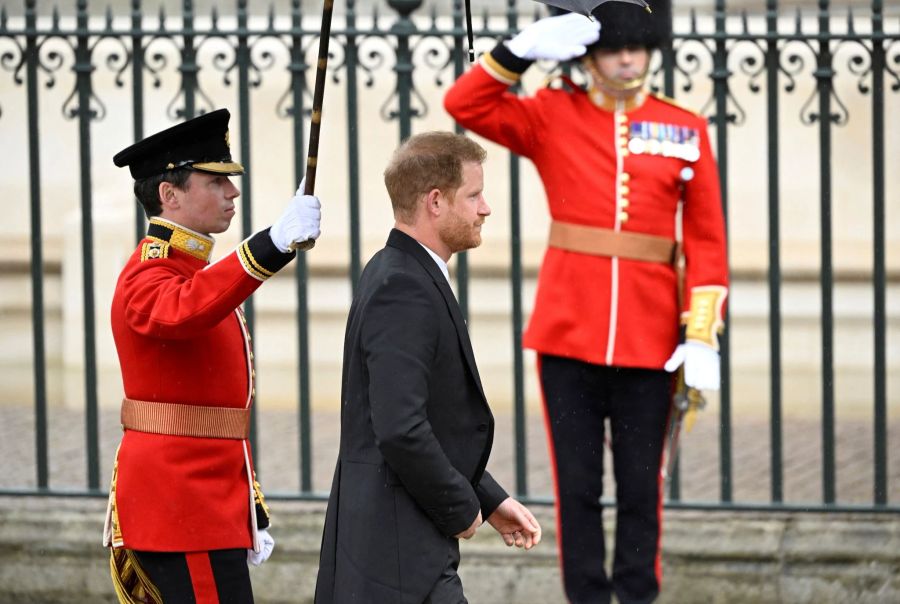 Prinz Harry, Herzog von Sussex, auf dem Weg in die Westminster Abbey.