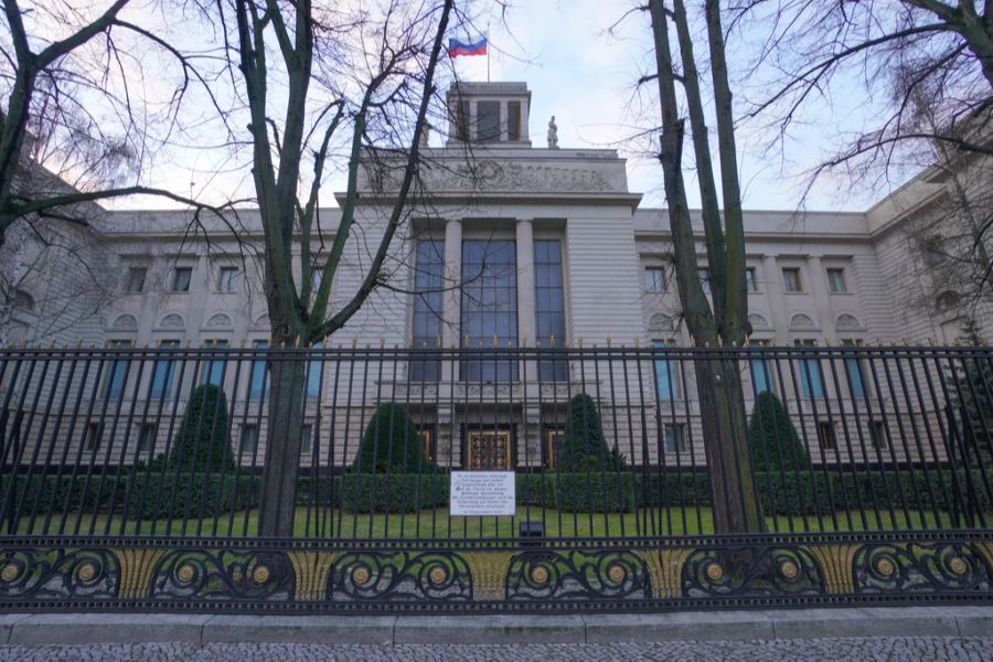 Die russische Botschaft in Berlin.