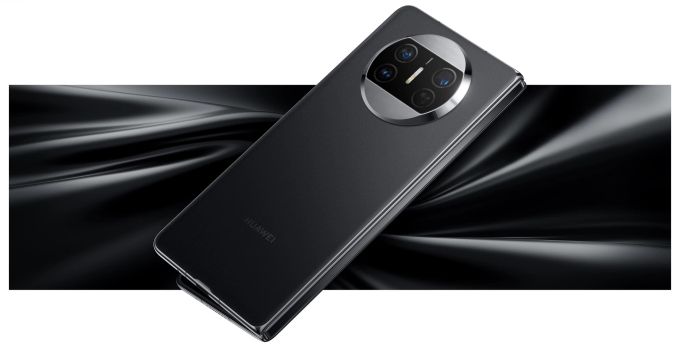 Das Huawei Mate X3 in Schwarz. Huawei Mate X3