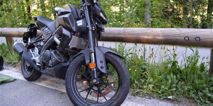 Es entstand ein Sachschaden von mehreren Hundert Franken. Unfall